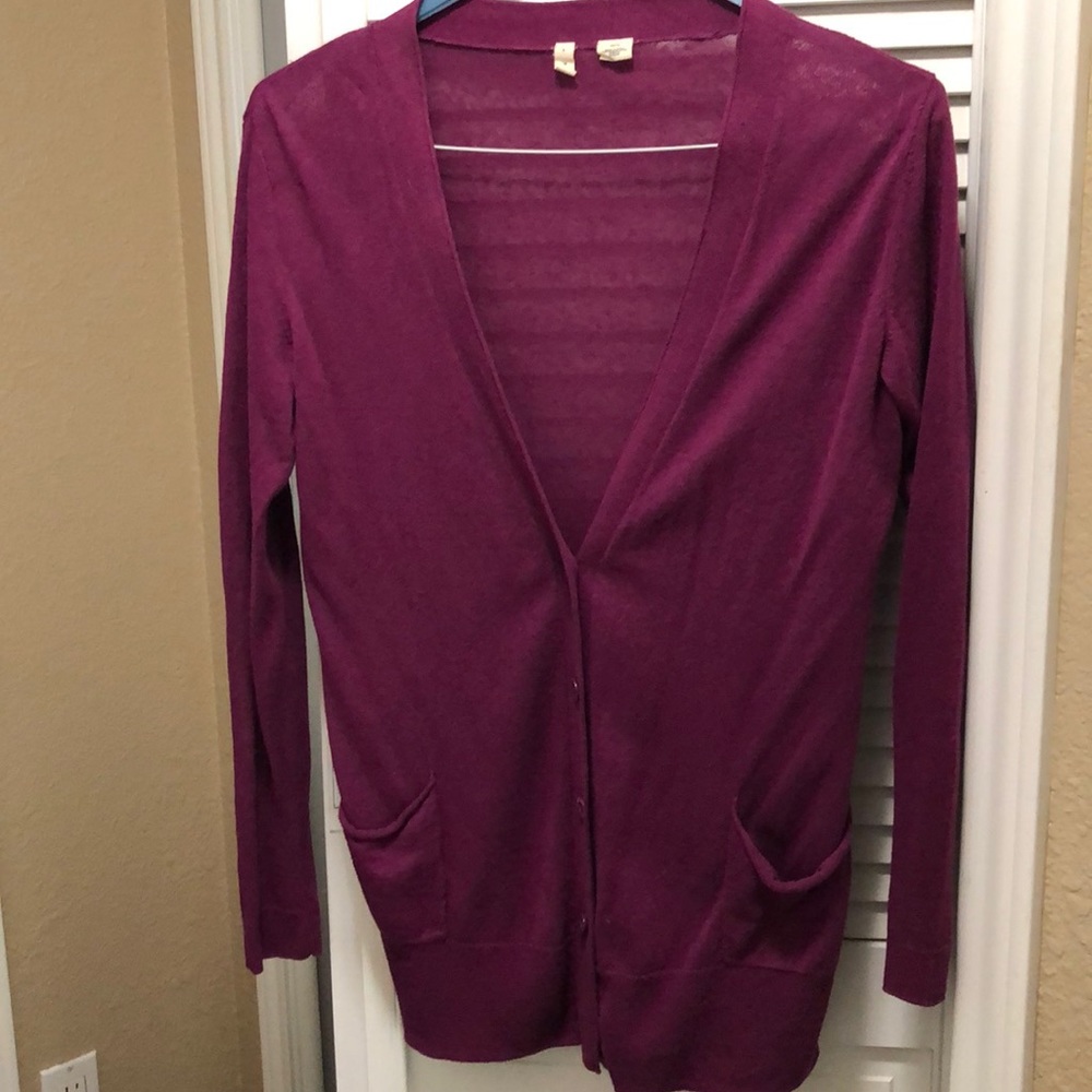 Ladies cardigan sweater
